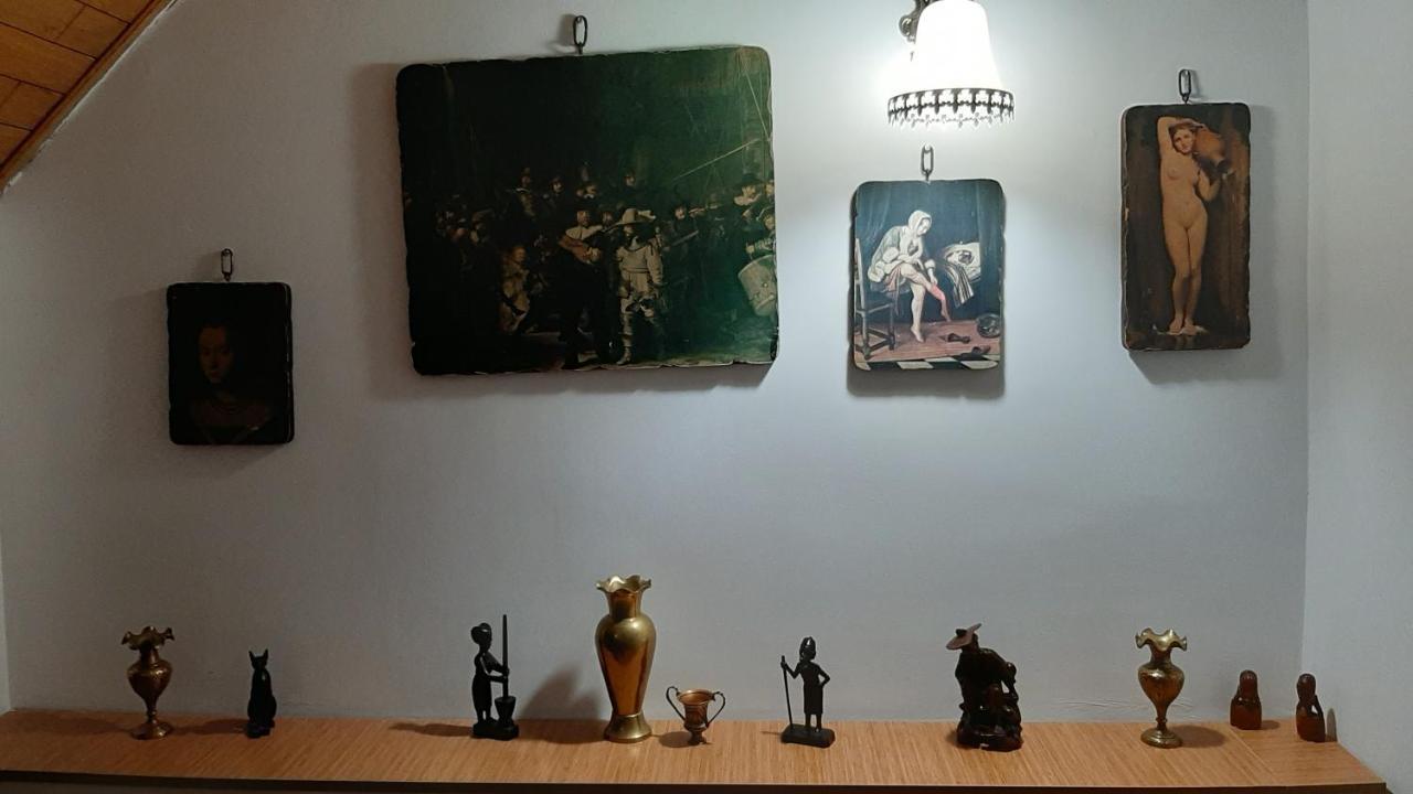 Victoria Guesthouse Kutaisi Bagian luar foto